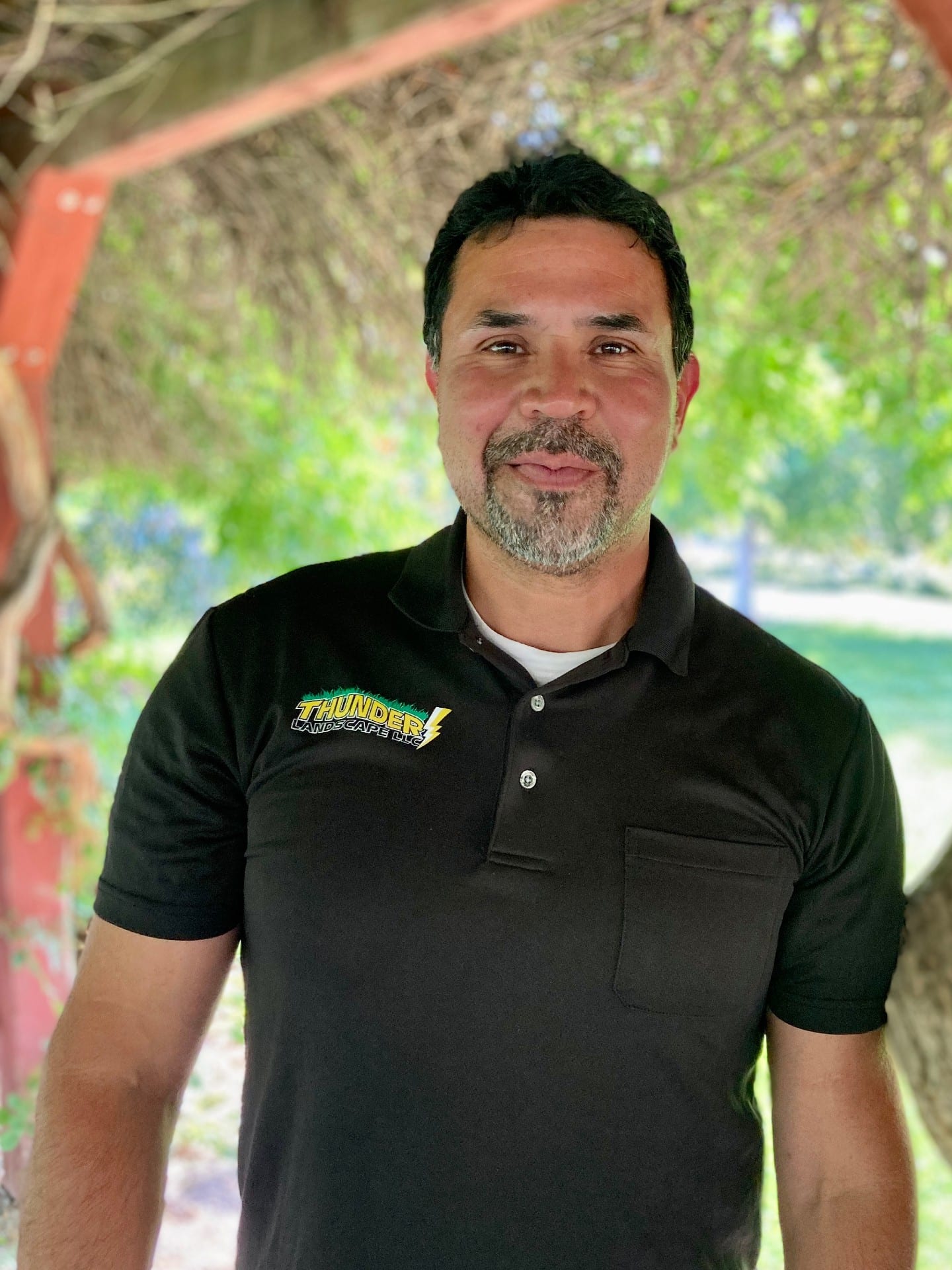 Omar introducing himself and his approach as the owner of Thunder Landscape